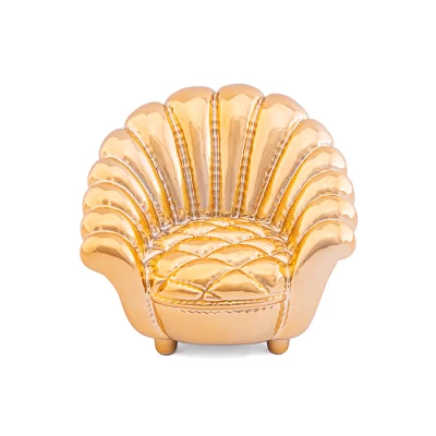 Escultura mini poltrona dourado 13x15x13cm