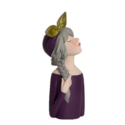 Escultura mulher com tranca 21x9x7cm