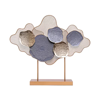 Escultura na base orgânica fendi 9x67x59cm