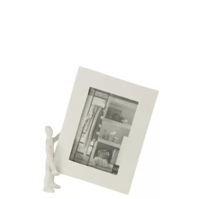 Porta retrato com figura segurando moldura em aluminio 27x23x6cm