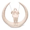 Escultura casal no balanco creme 32x34x9cm