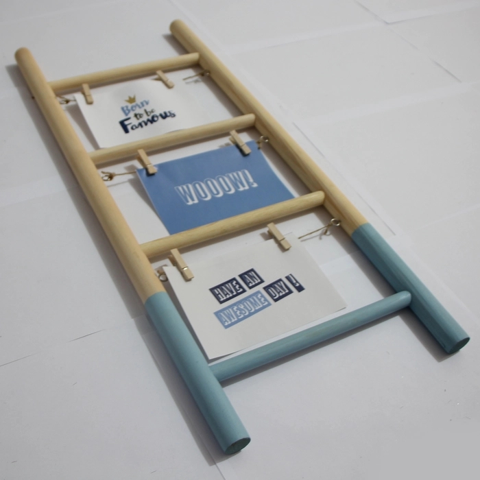 Alternative view of Porta-retrato escada azul 60x25x3cm