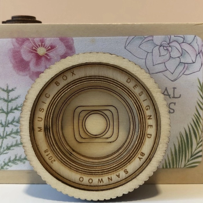 Alternative view of Caixa música máquina fotográfica 7x10x6cm