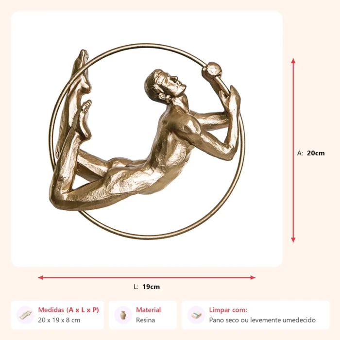 Escultura acrobata na argola dourada 20x19x8cm - Imagem 2